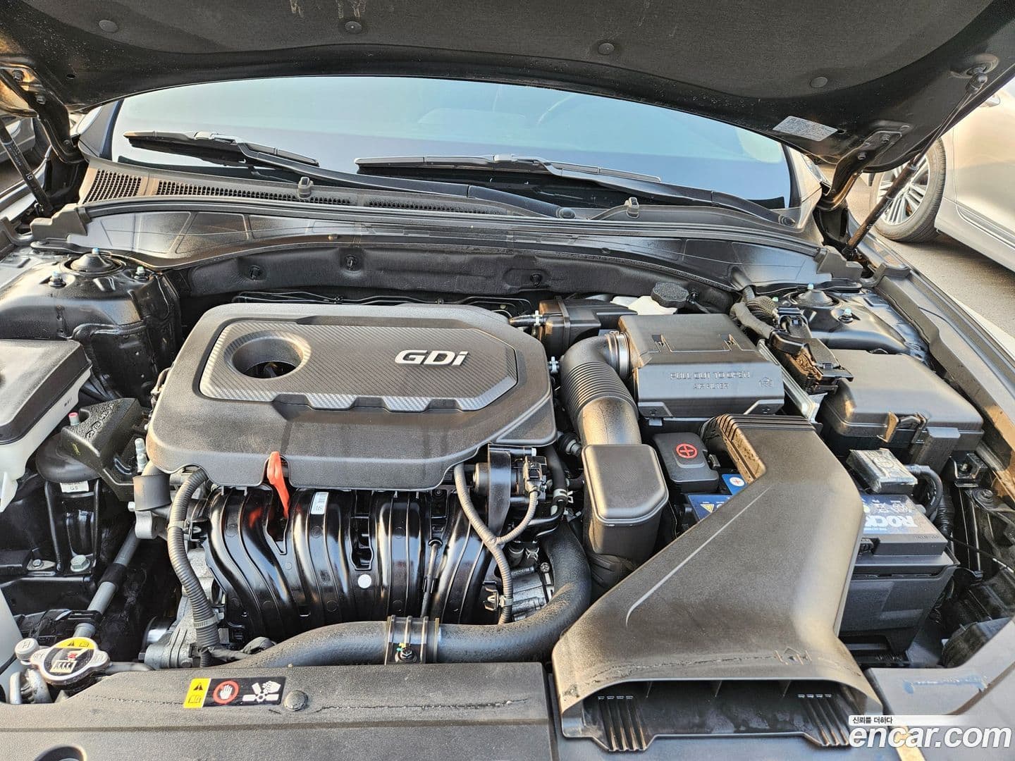 Main__Slider__Photo:Grandeur Hyundai 2019.1-5