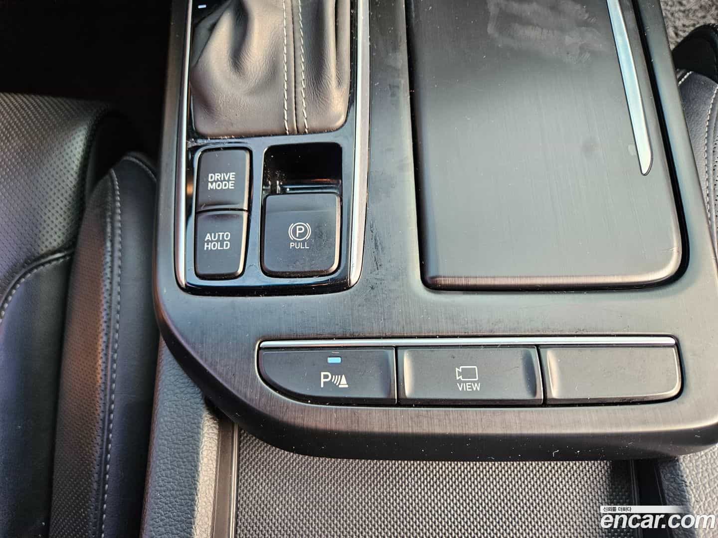 Grandeur Hyundai 2019.1-OPTION-019