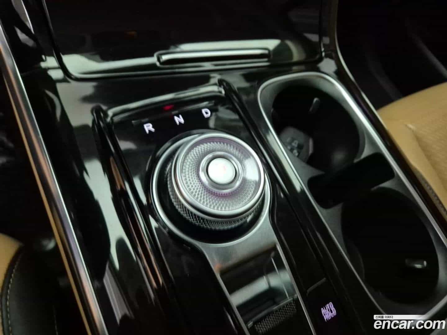 Canival Kia 2021.2-INNER-008