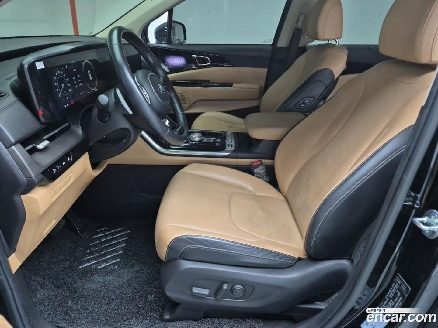 Main__Slider__Photo:Canival Kia 2021.2-10