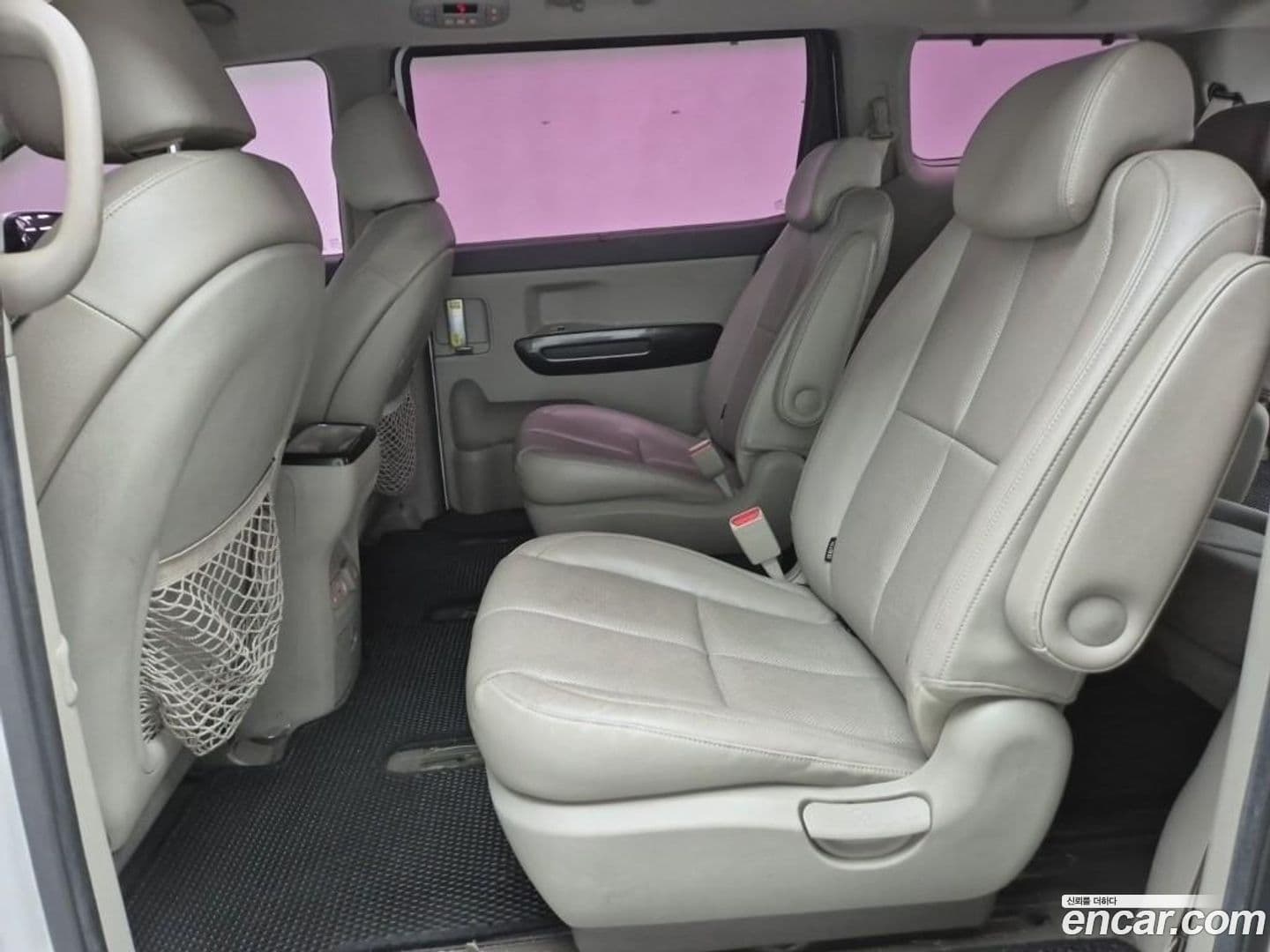 Main__Slider__Photo:Canival Kia 2014.6-11