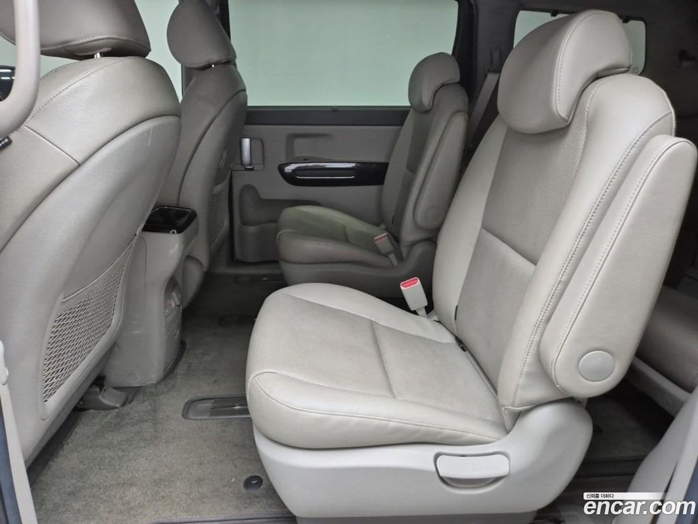 Main__Slider__Photo:Canival Kia 2016.1-11