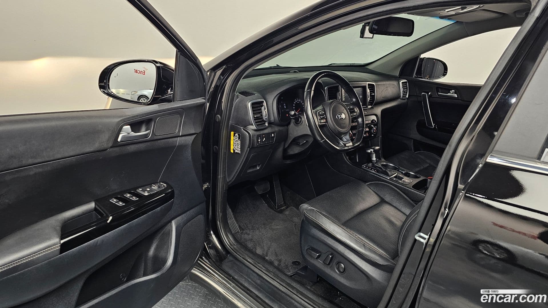 Main__Slider__Photo:Sportage Kia 2017.0-9