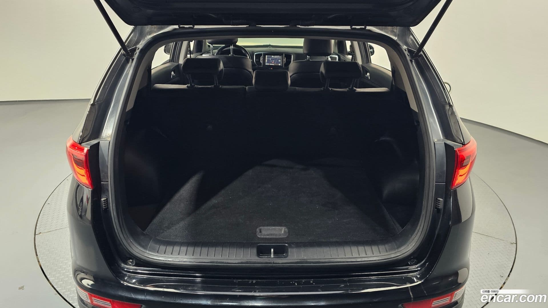 Main__Slider__Photo:Sportage Kia 2017.0-19