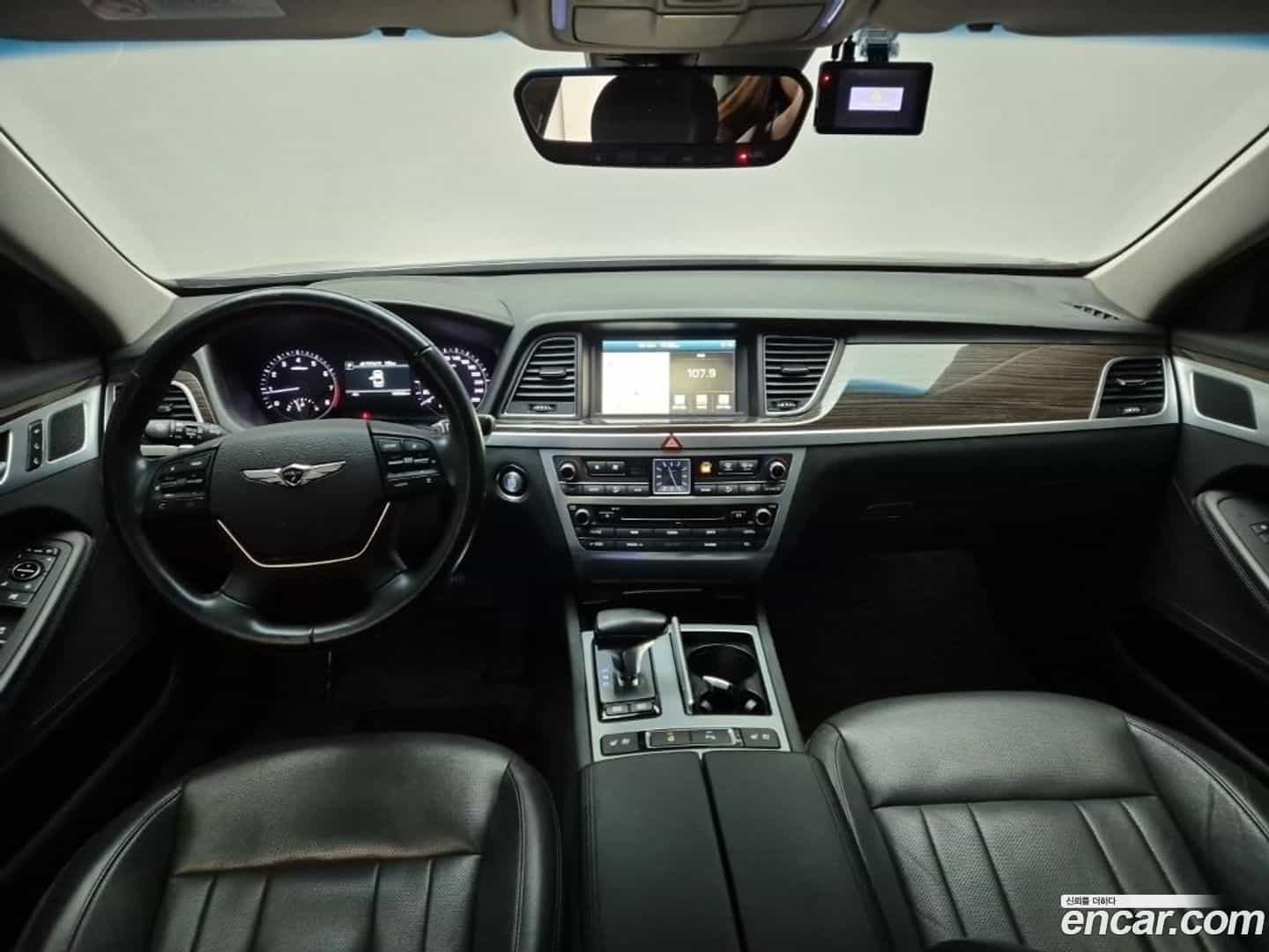 G80 Genesis 2017.0-INNER-007