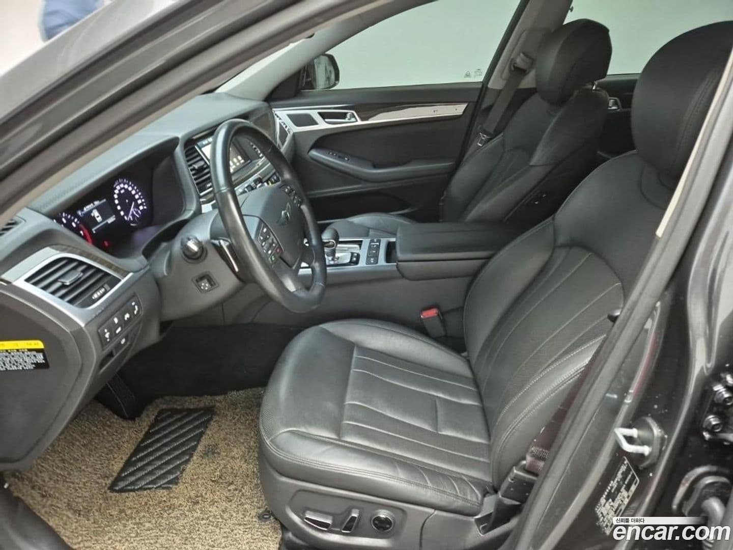 Main__Slider__Photo:G80 Genesis 2017.0-10