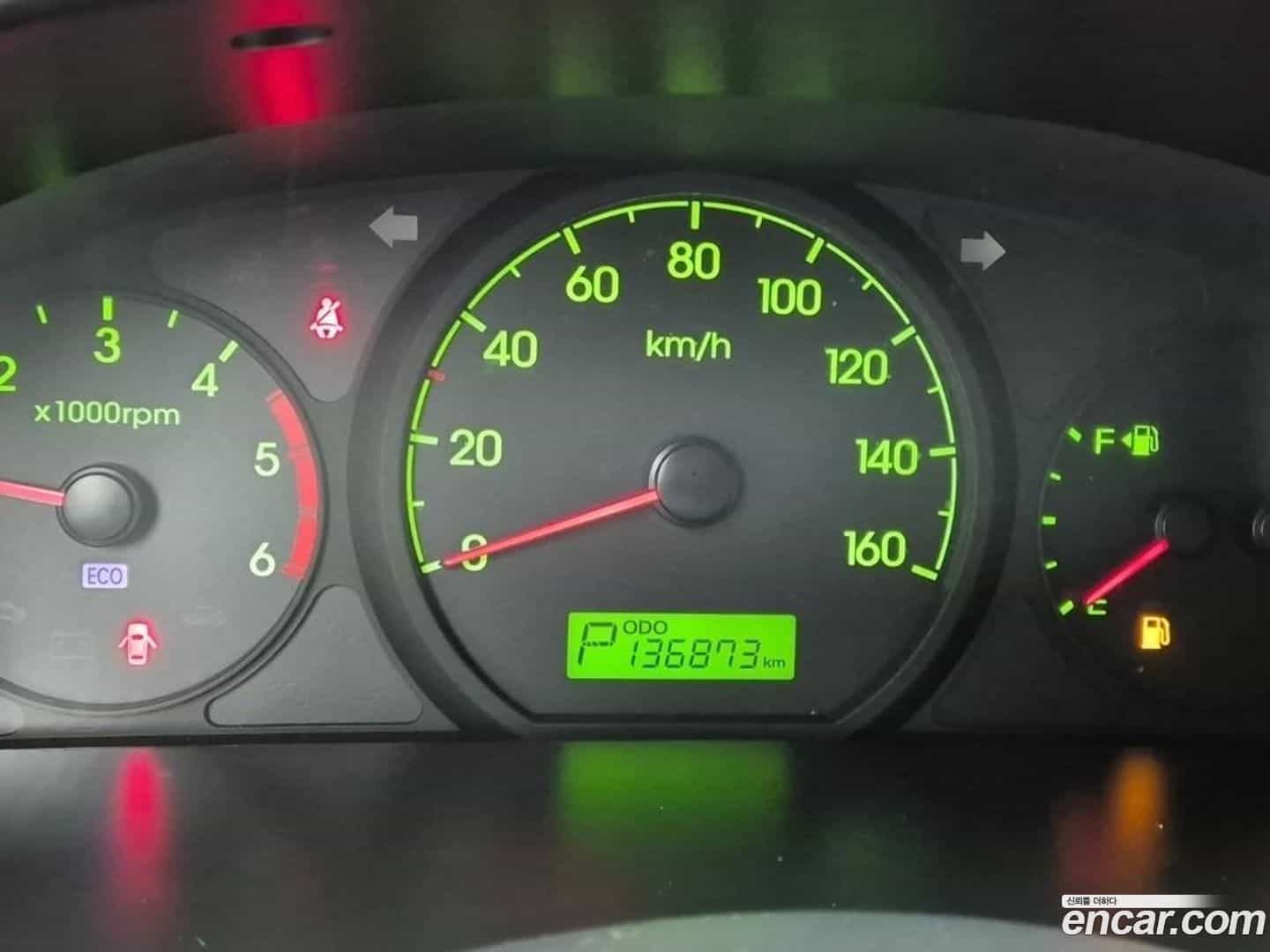 Starex Hyundai 2014.2-INNER-006