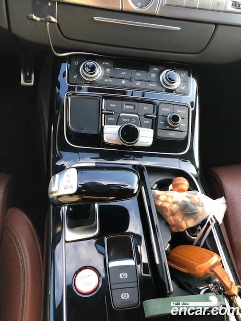 S8 Audi 2016.0-INNER-007