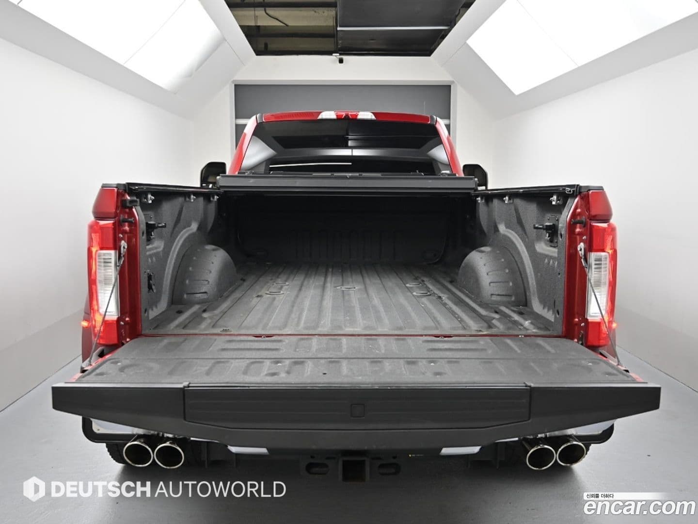 Main__Slider__Photo:F350 Ford 2018.4-18