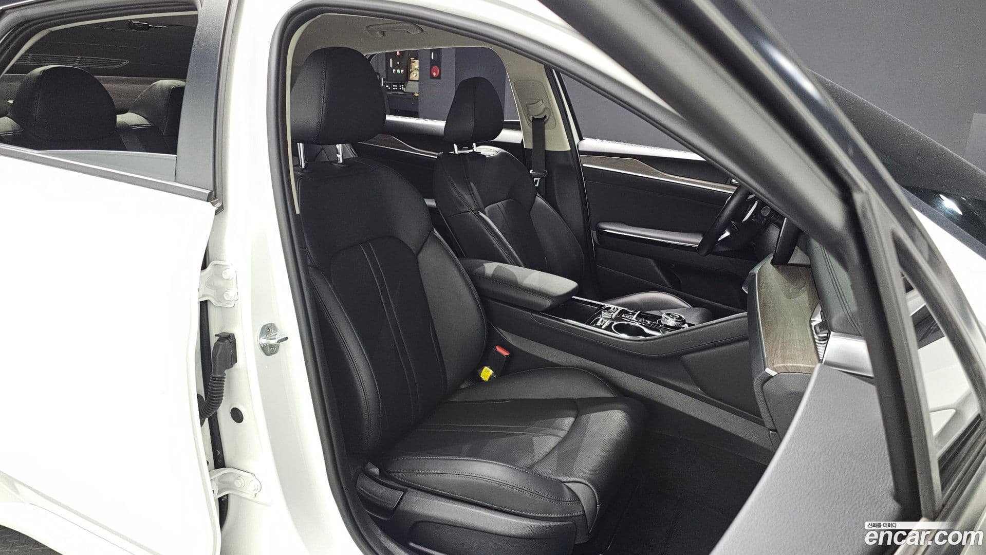 Main__Slider__Photo:K5 Kia 2021.5-18