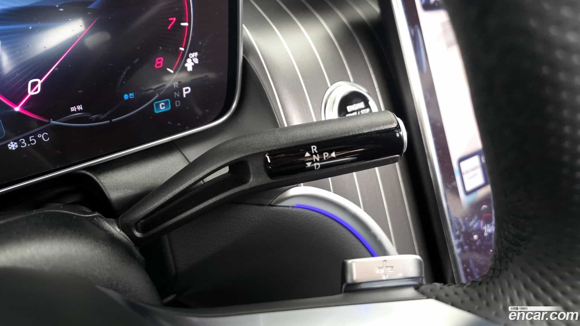 GLC-Class Mercedes-Benz 2025.8-INNER-009