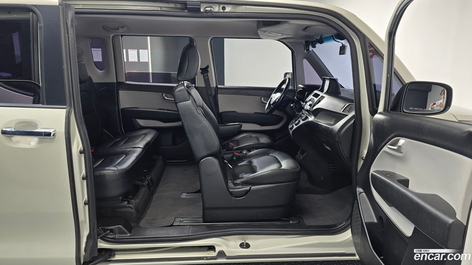 Main__Slider__Photo:RAY Kia 2017.6-11