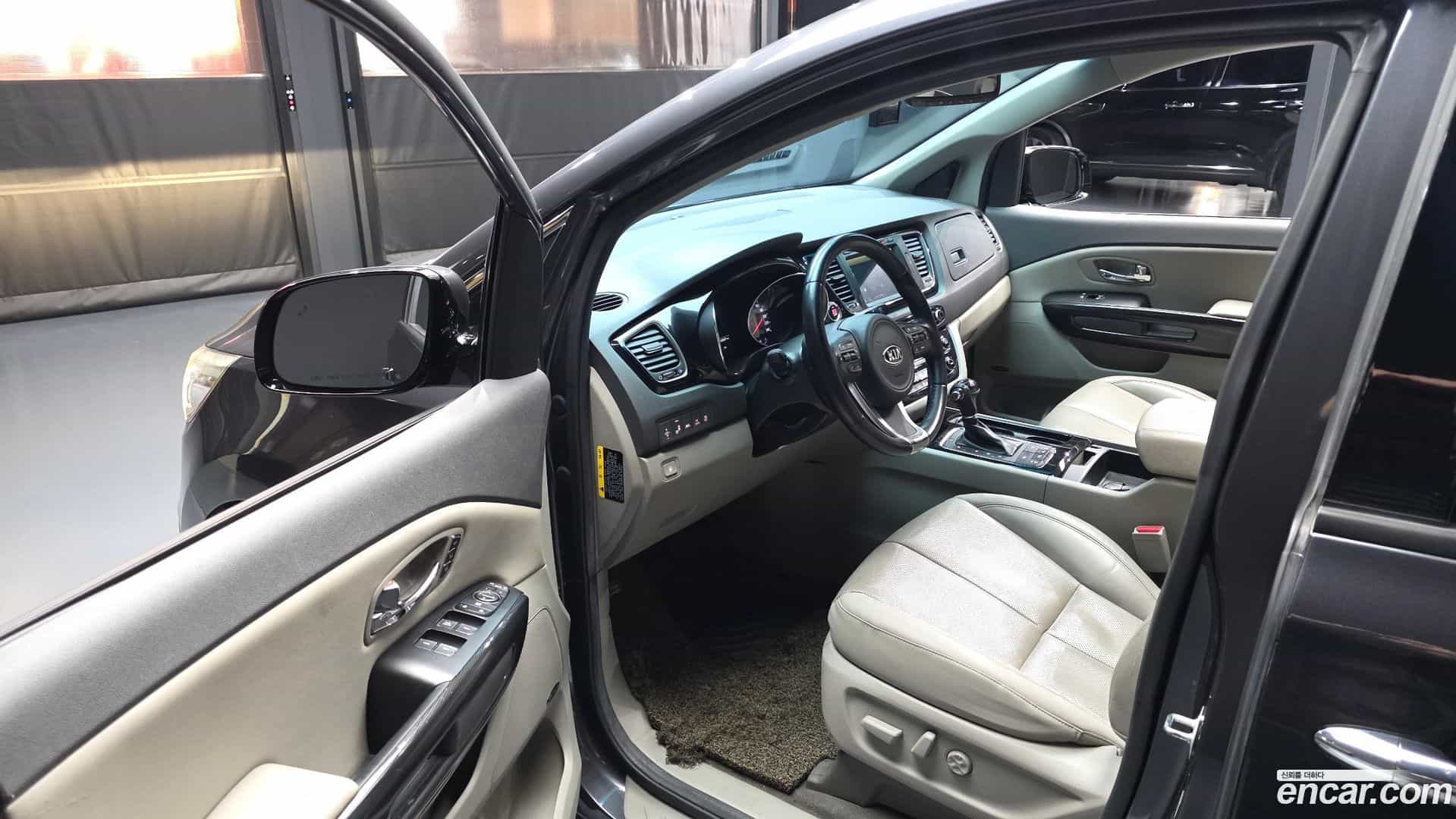 Canival Kia 2015.5-INNER-010