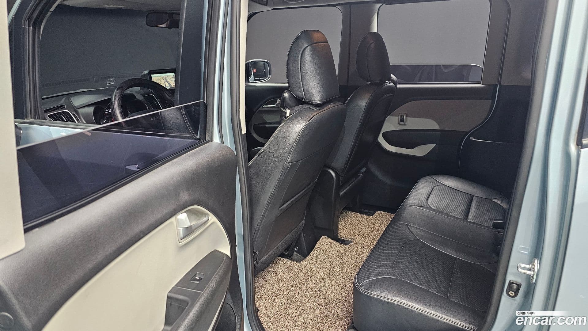 Main__Slider__Photo:RAY Kia 2013.1-17