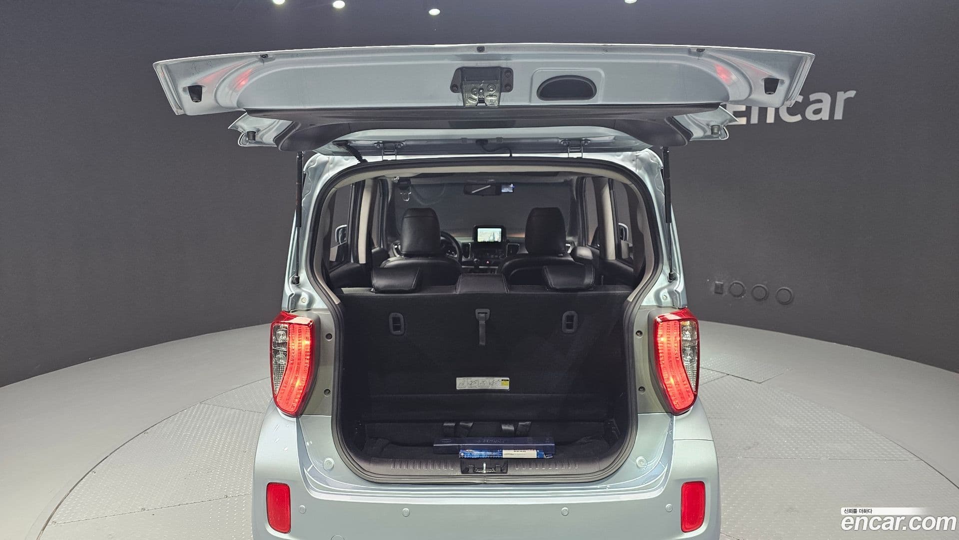 Main__Slider__Photo:RAY Kia 2013.1-19