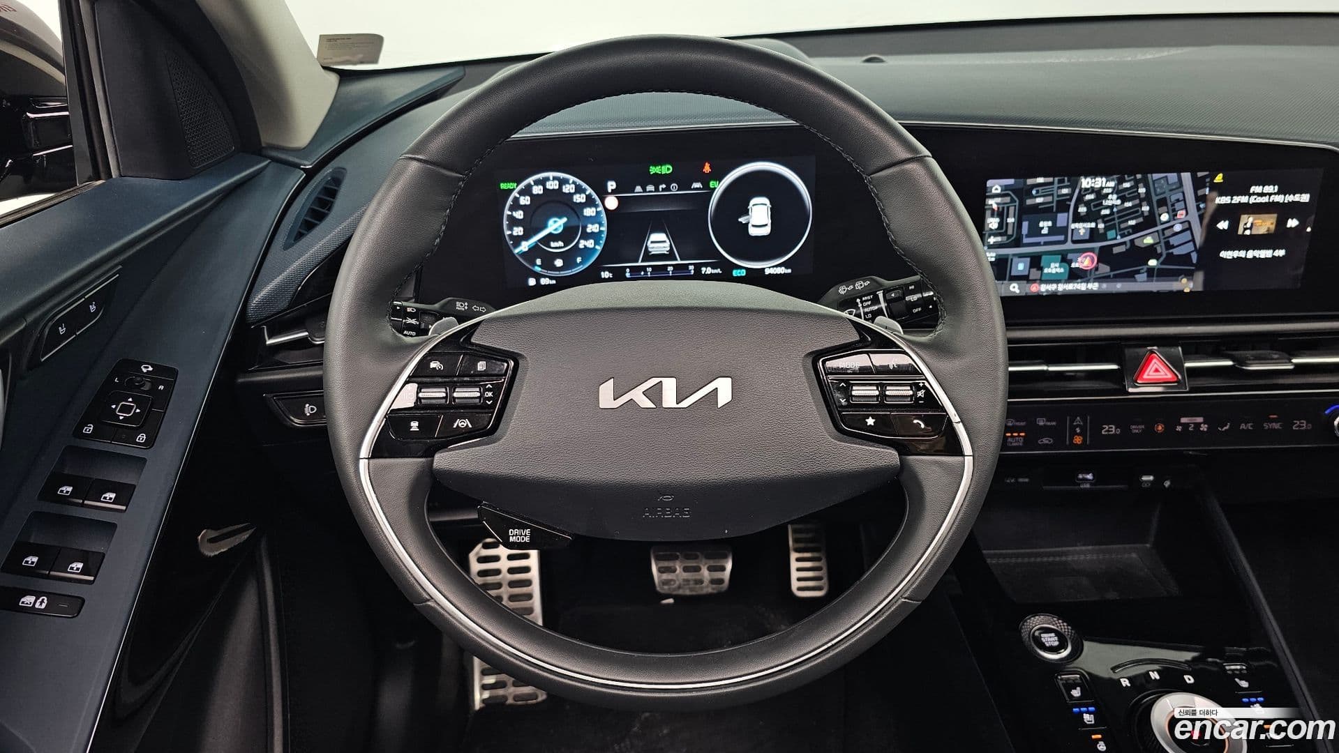 Main__Slider__Photo:Niro Kia 2022.0-12