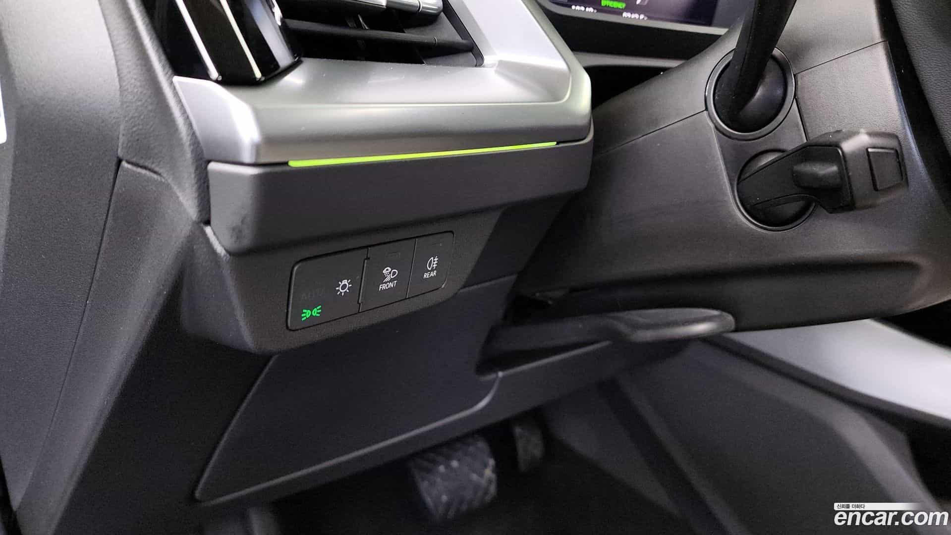 Q4 e-tron Audi 2025.2-OPTION-020