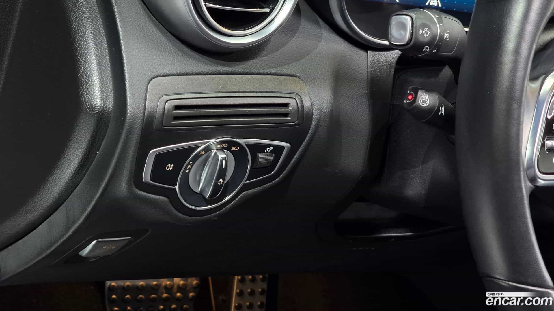 GLC-Class Mercedes-Benz 2023.2-OPTION-018