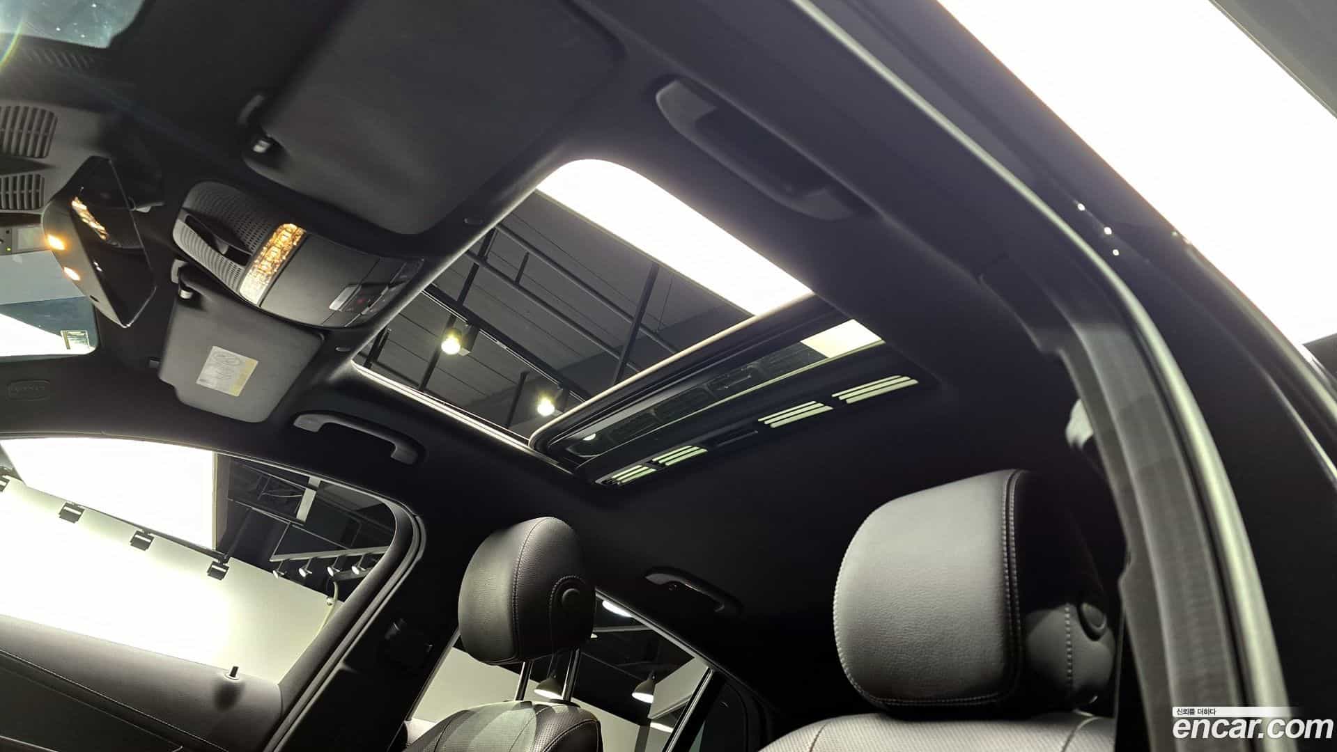 GLC-Class Mercedes-Benz 2023.2-OPTION-023