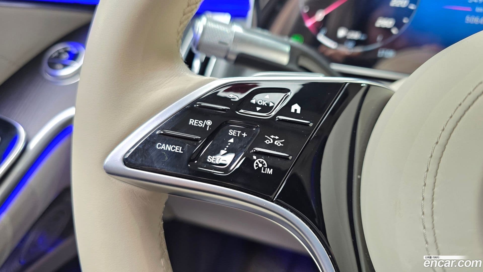 Main__Slider__Photo:S-Class Mercedes-Benz 2023.0-12