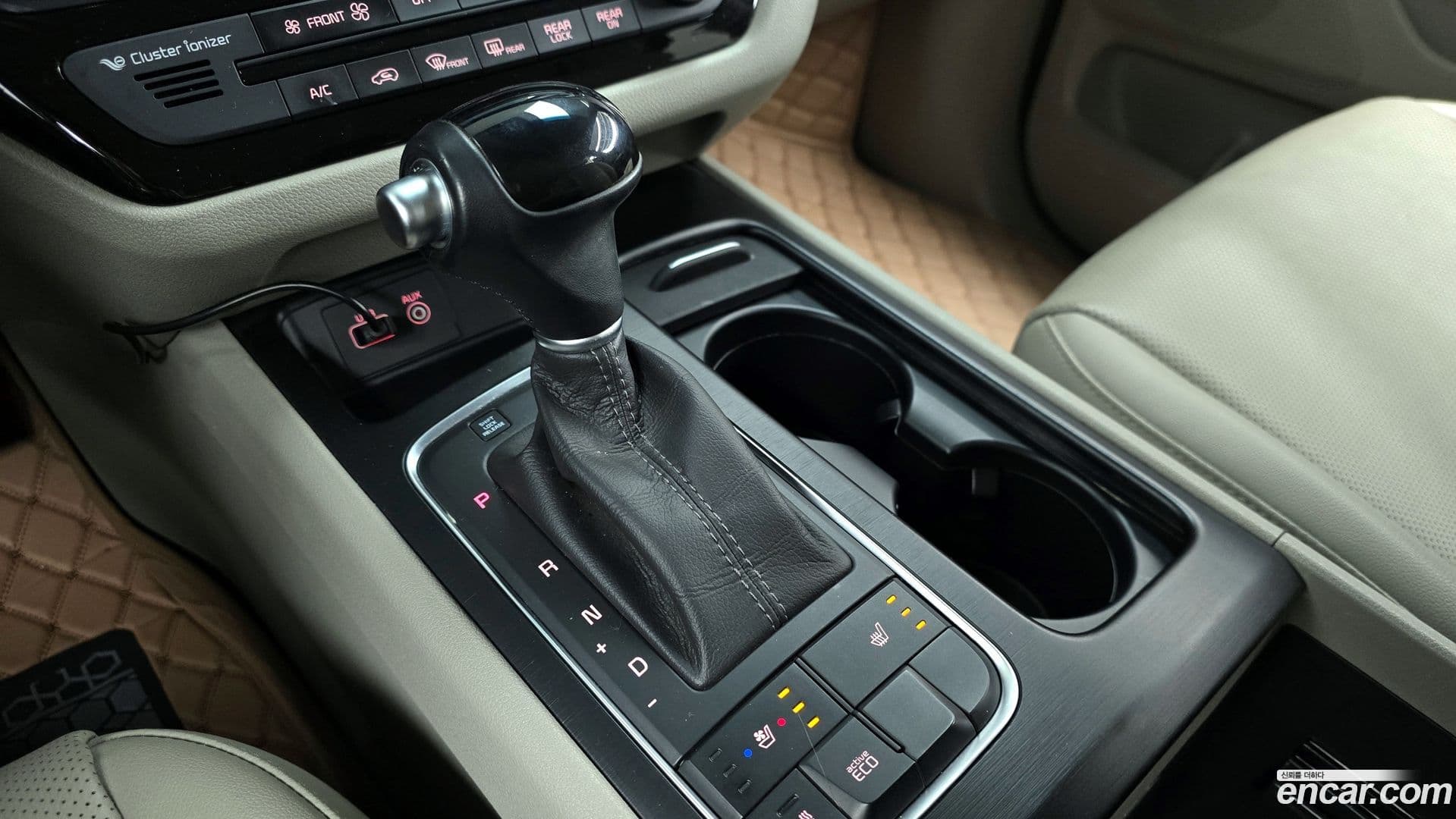 Main__Slider__Photo:Canival Kia 2014.6-8