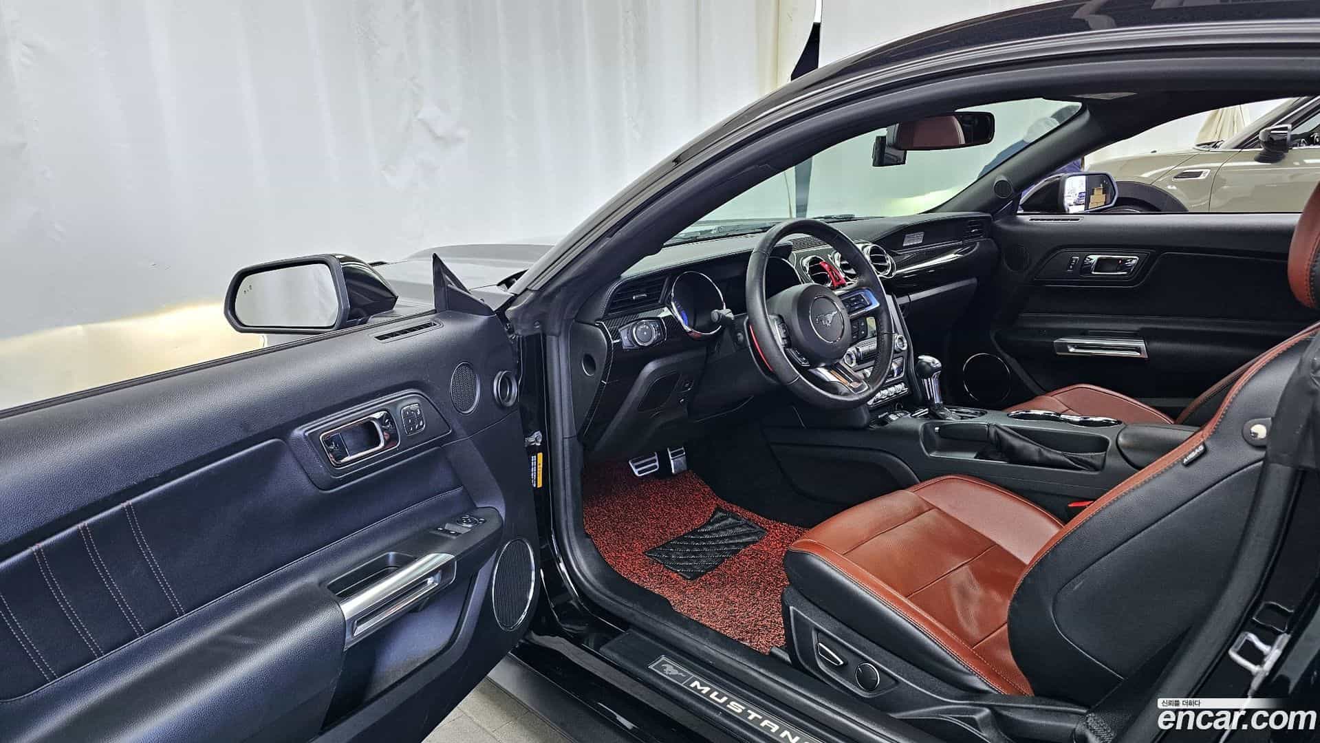 Mustang Ford 2016.8-INNER-010