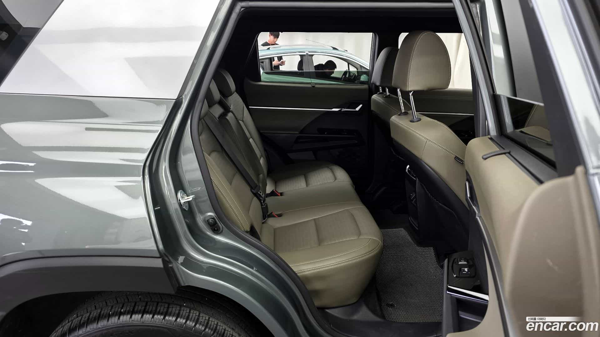 Torres KG_Mobility_Ssangyong 2022.8-OPTION-016