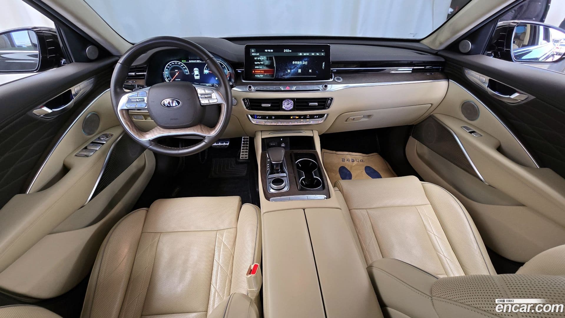 Main__Slider__Photo:K9 Kia 2019.5-6