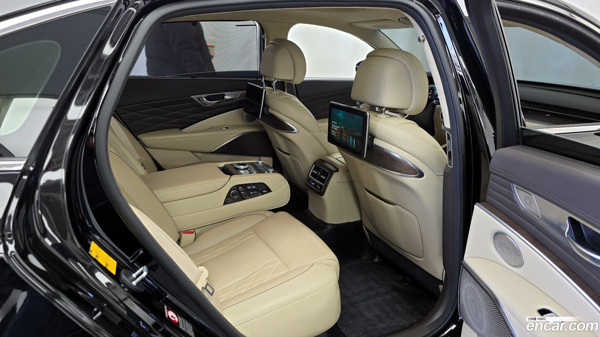 Main__Slider__Photo:K9 Kia 2019.5-11