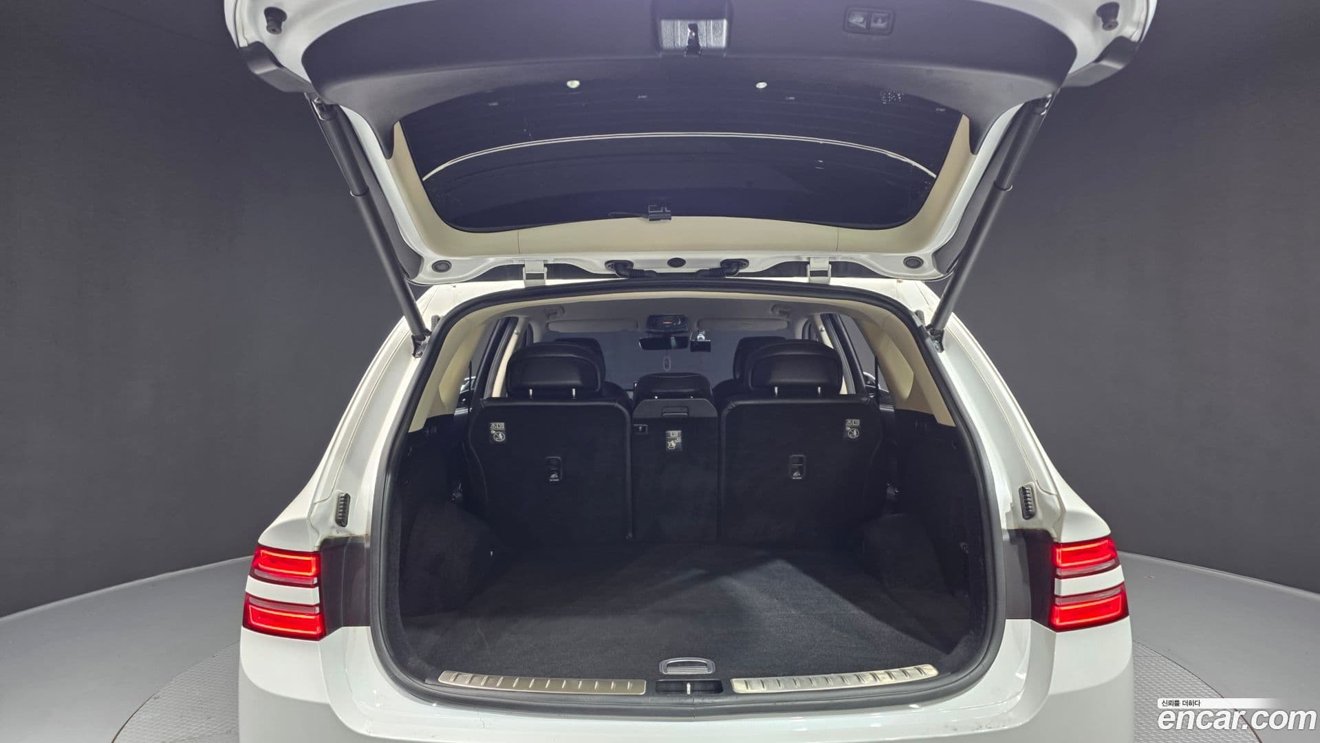 Main__Slider__Photo:GV80 Genesis 2021.9-19