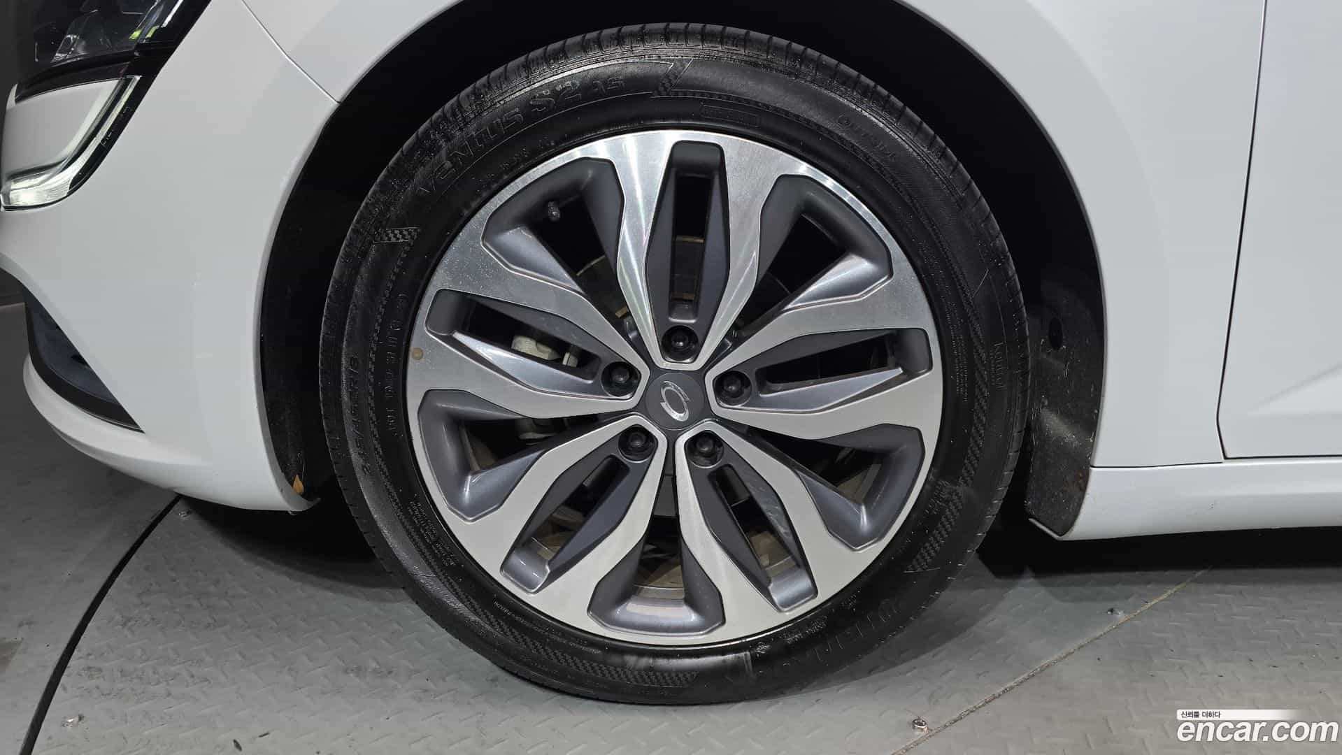 SM6 Renault-KoreaSamsung 2017.2-OUTER-005