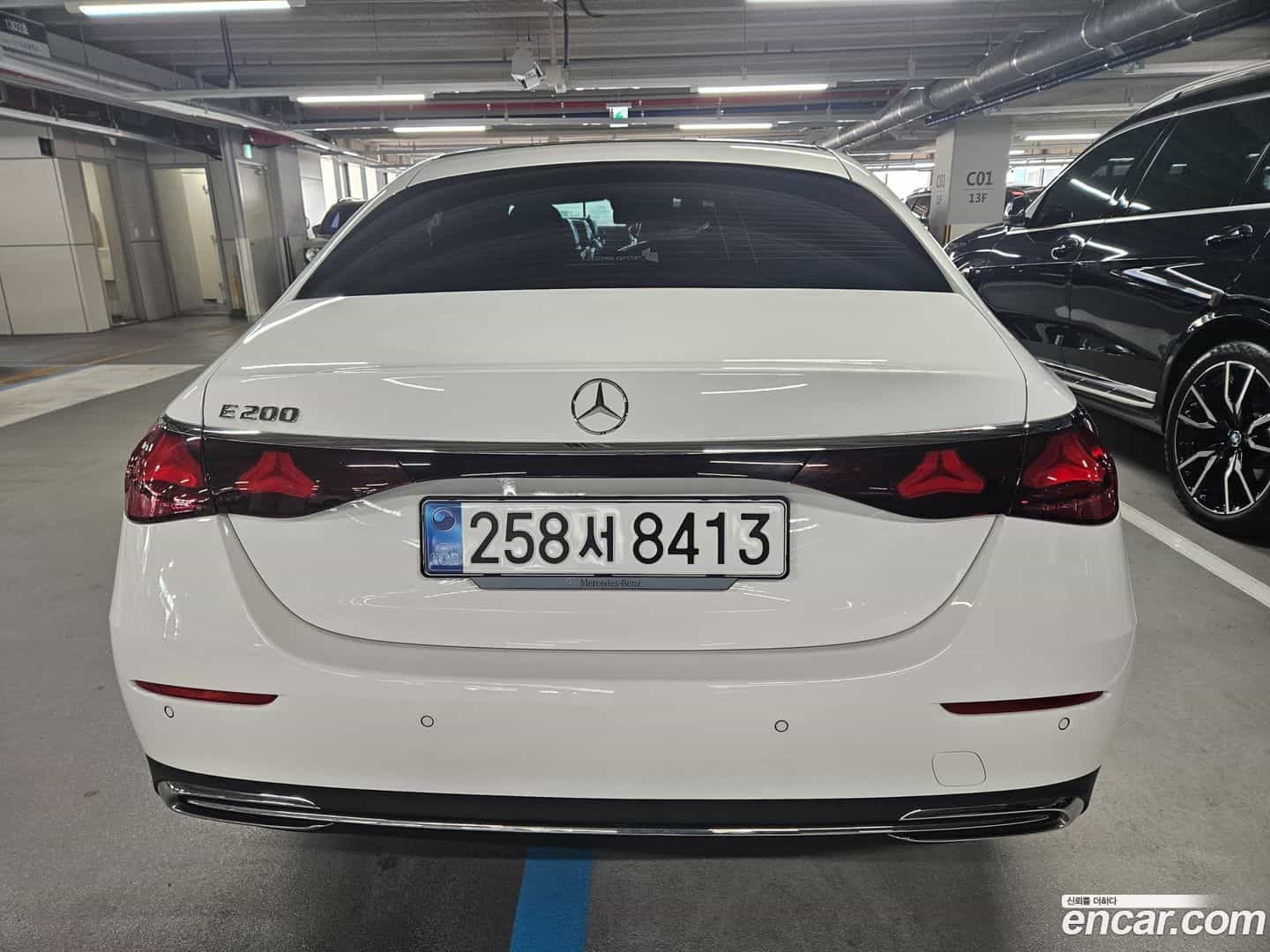 E-Class Mercedes-Benz 2025.10-OUTER-004