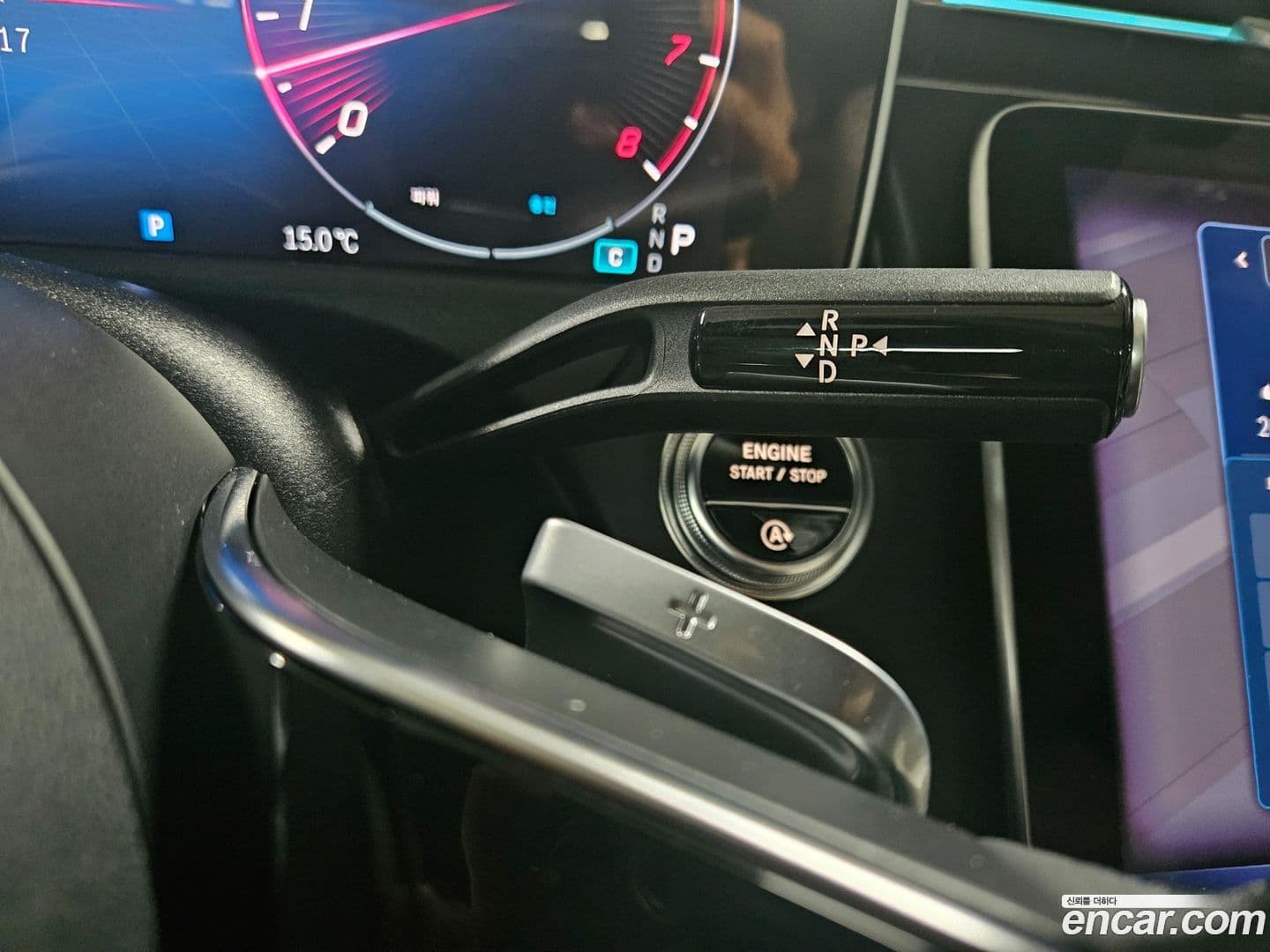 Main__Slider__Photo:E-Class Mercedes-Benz 2025.10-8