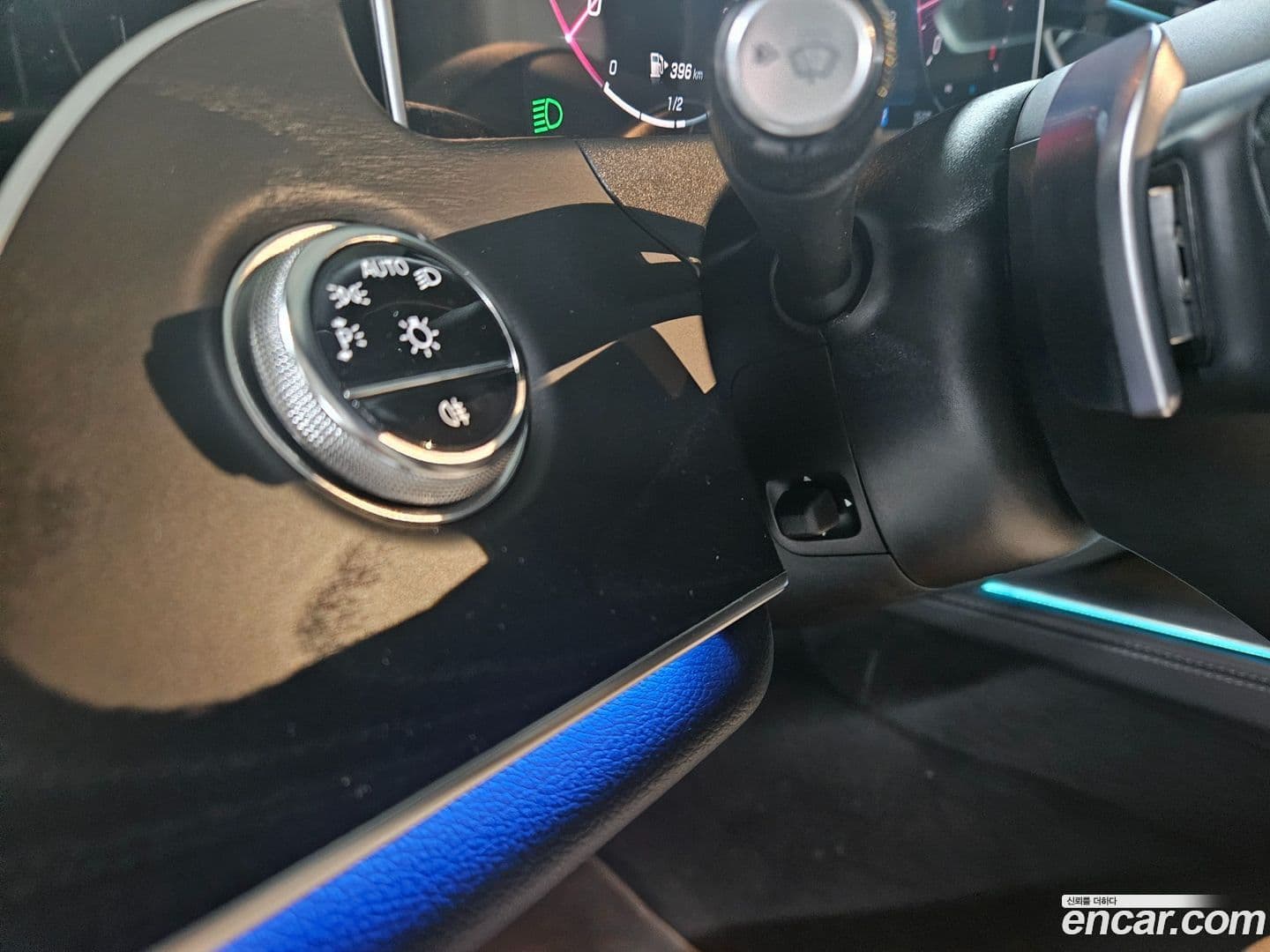 Main__Slider__Photo:E-Class Mercedes-Benz 2025.10-16