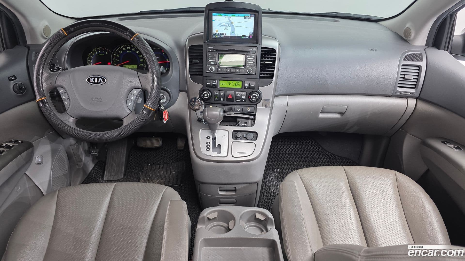 Main__Slider__Photo:Canival Kia 2009.10-6