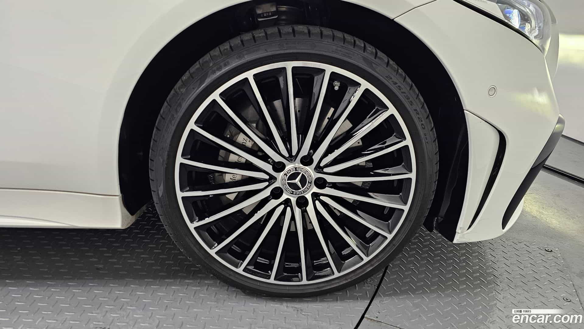 CLS-Class Mercedes-Benz 2023.9-OUTER-005