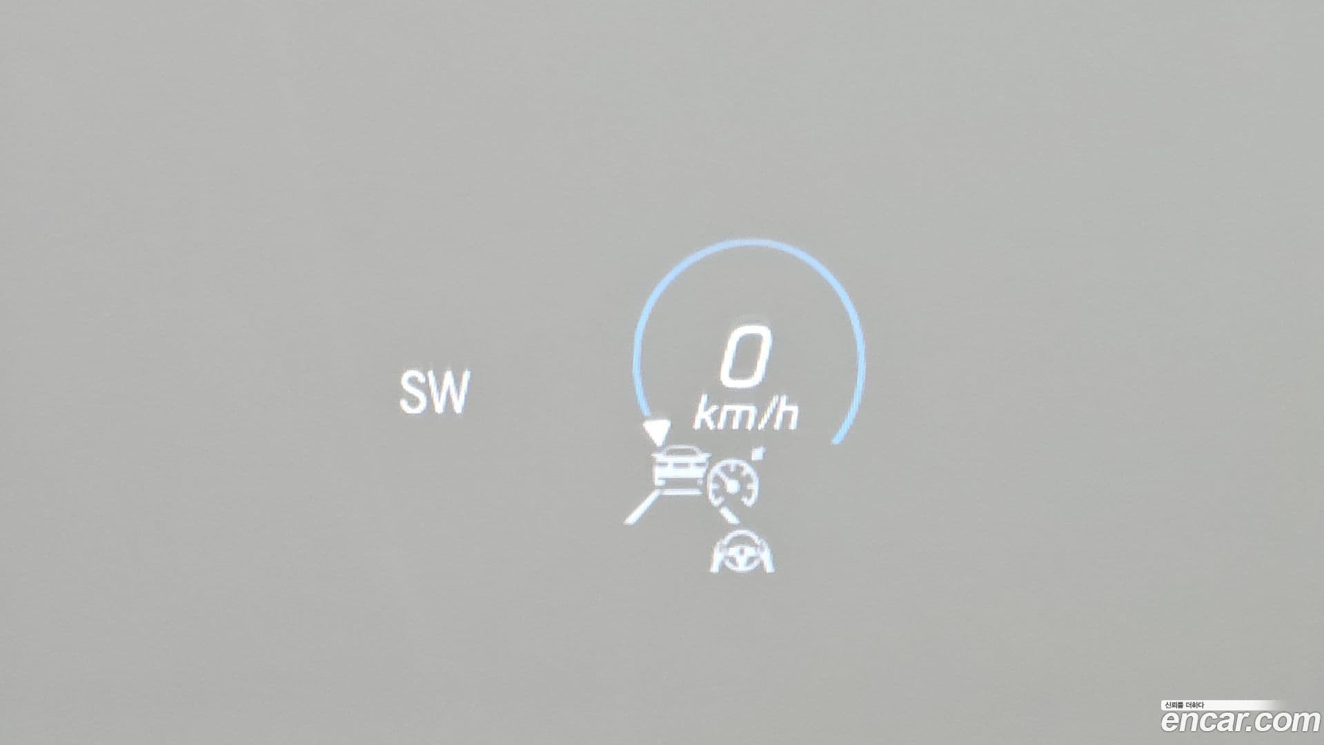 Main__Slider__Photo:CLS-Class Mercedes-Benz 2023.9-18