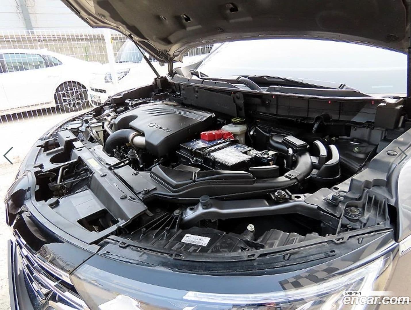 Main__Slider__Photo:QM6 Renault-KoreaSamsung 2017.7-18