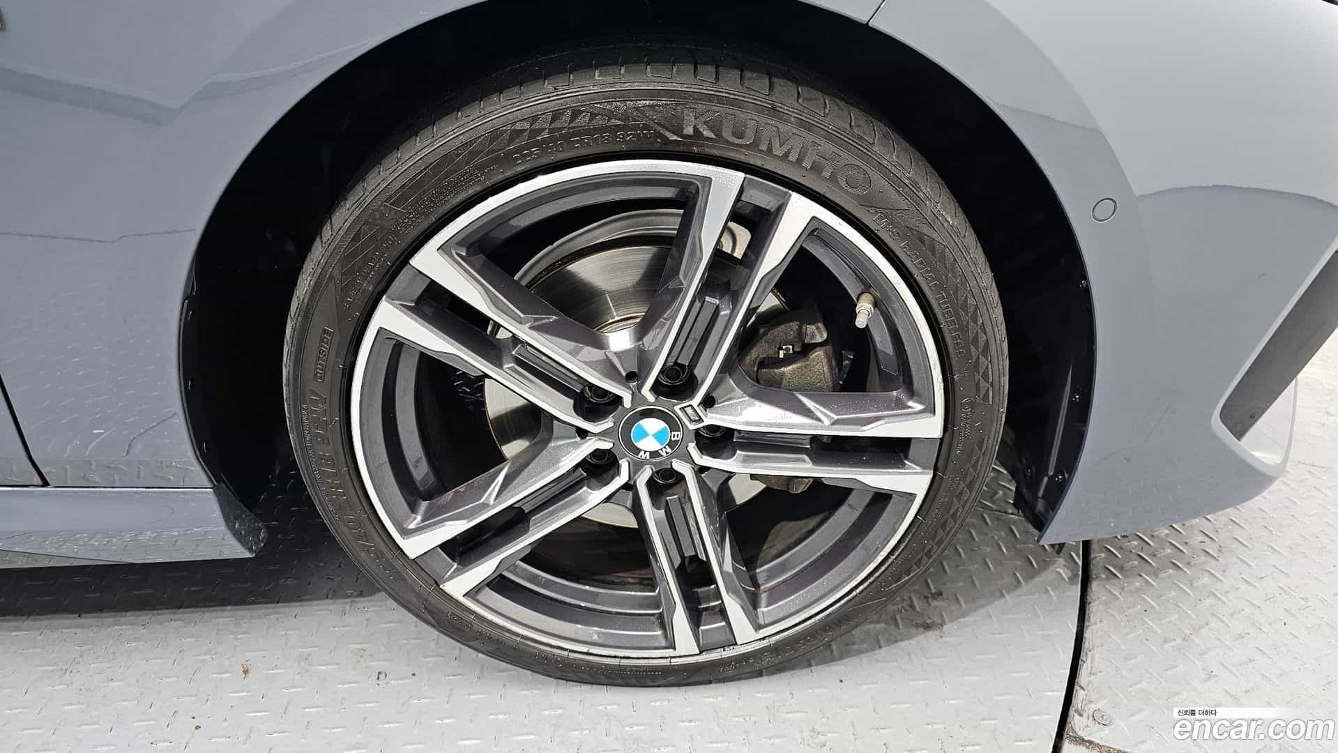 2-Series BMW 2021.2-OUTER-005