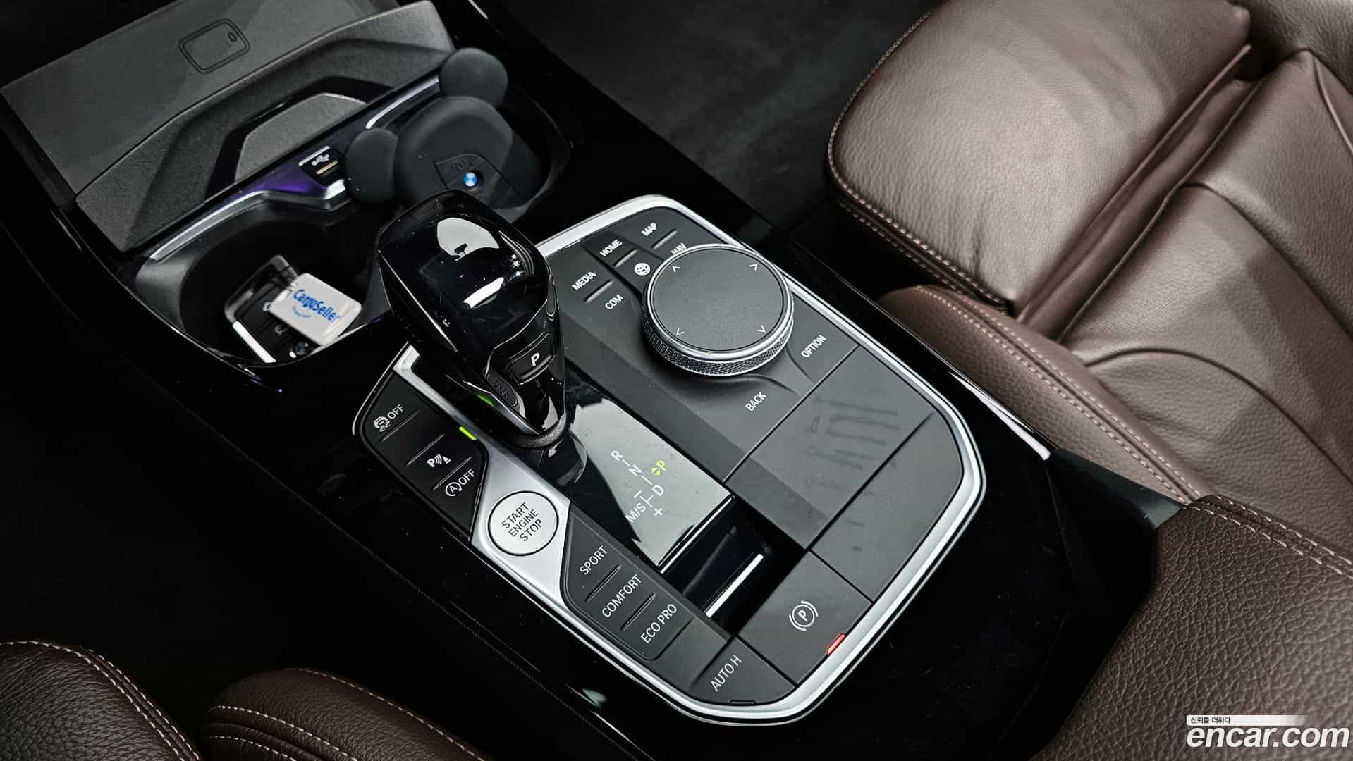 2-Series BMW 2021.2-INNER-009