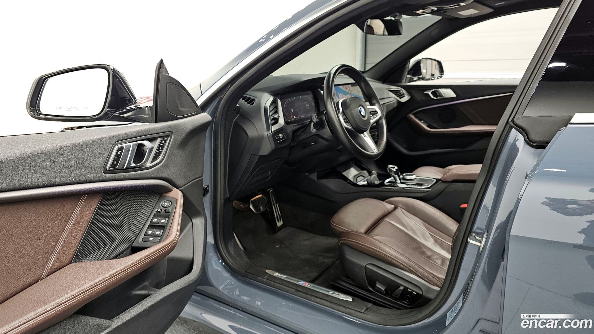 Main__Slider__Photo:2-Series BMW 2021.2-11