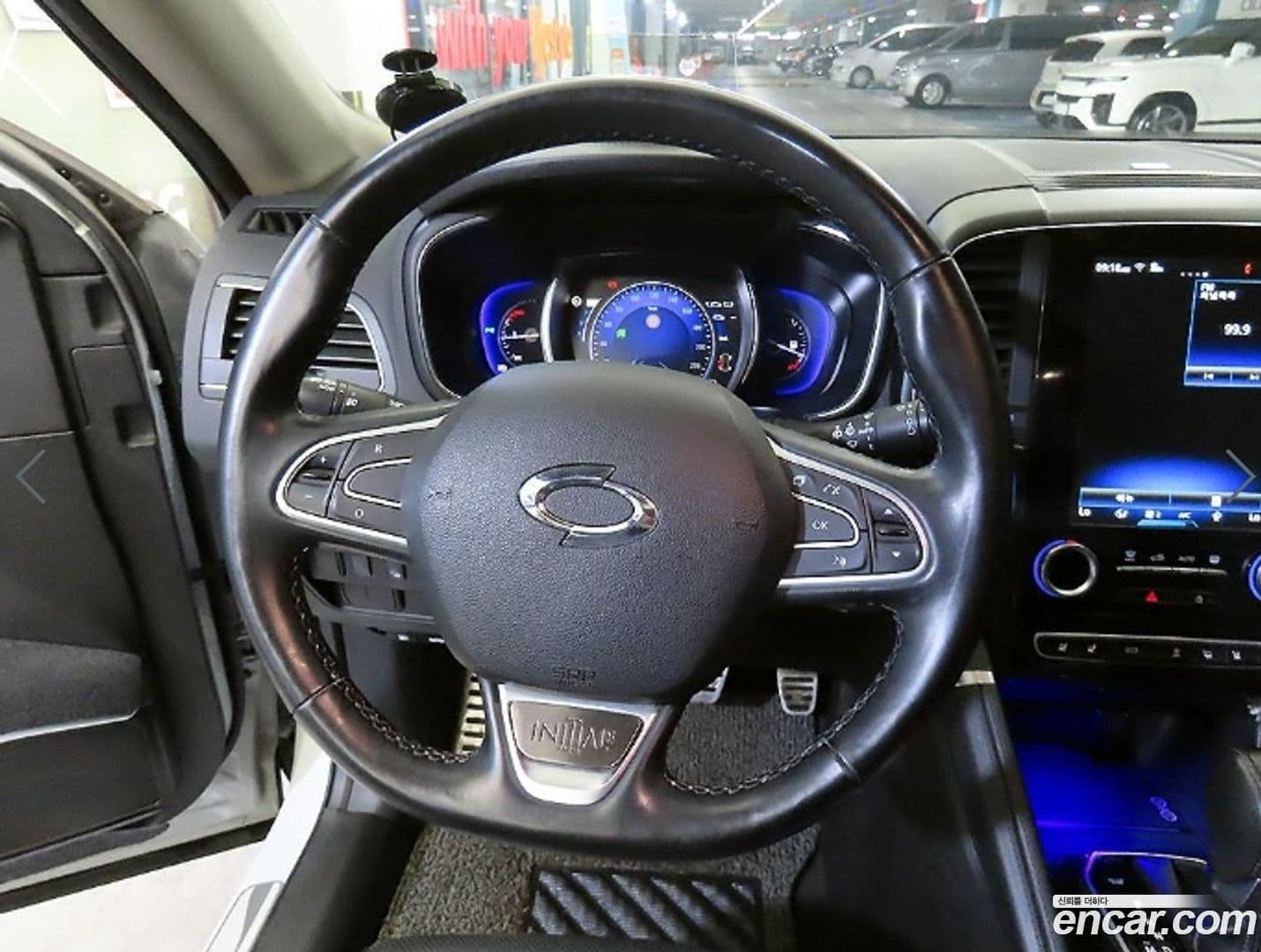 Main__Slider__Photo:QM6 Renault-KoreaSamsung 2017.9-7