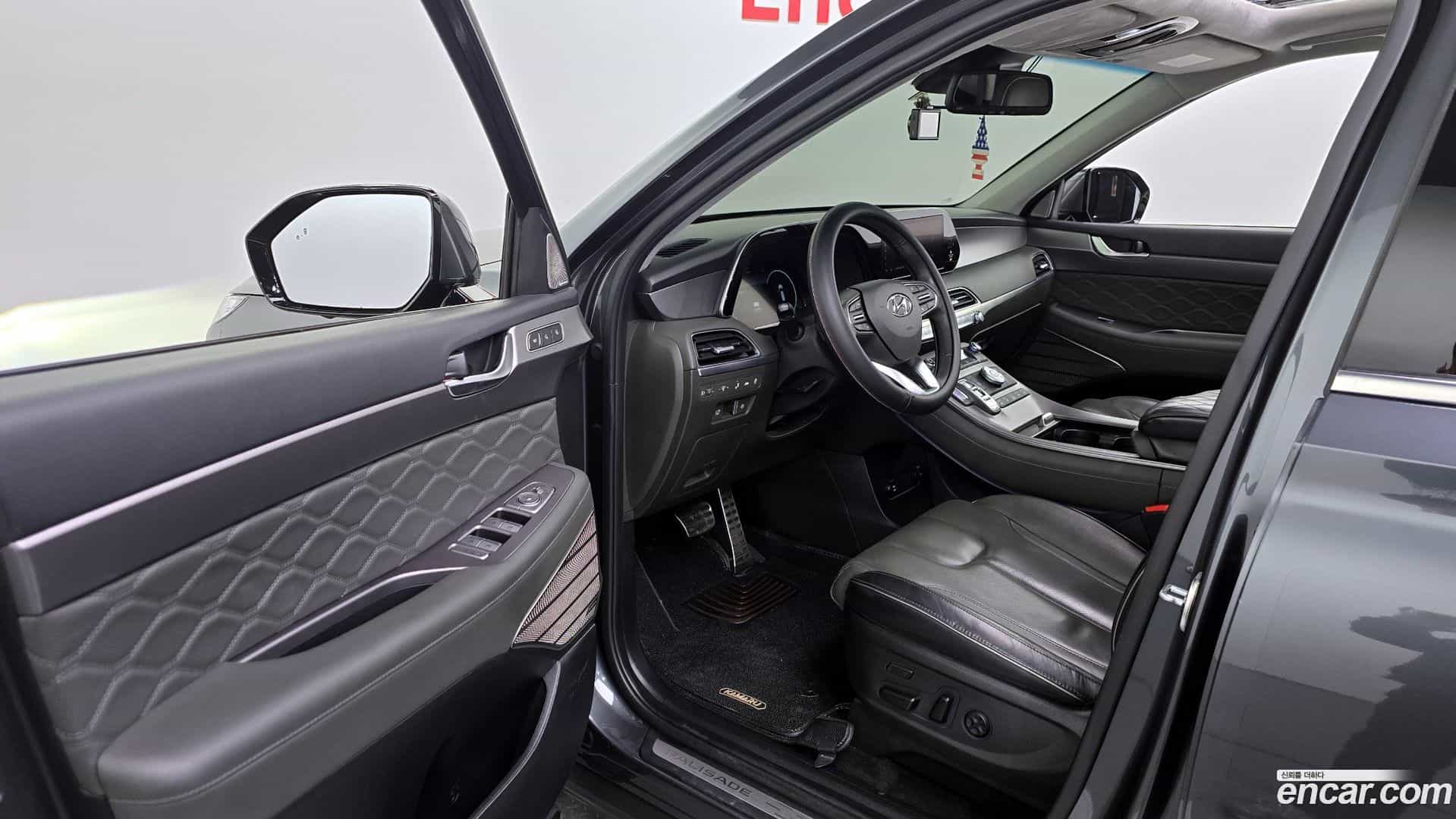 Palisade Hyundai 2021.1-INNER-010