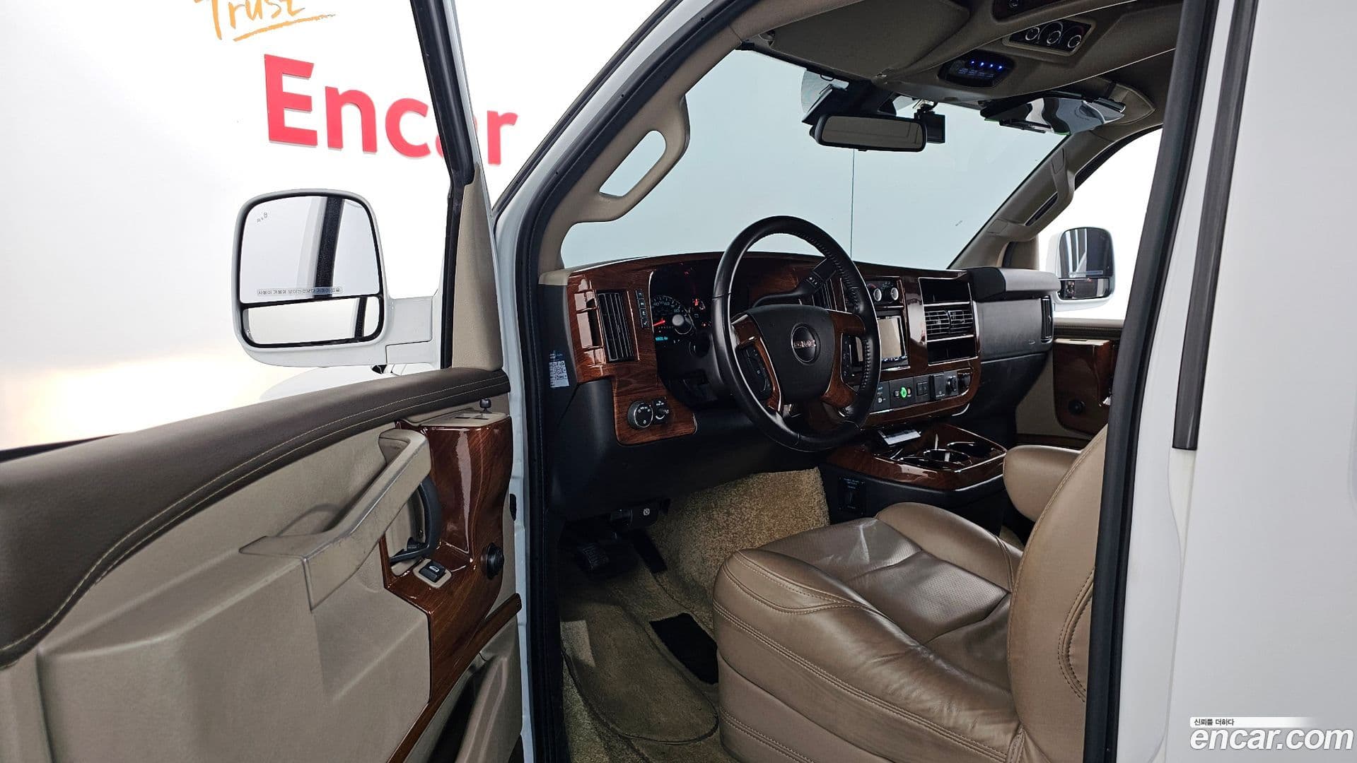 Main__Slider__Photo:Savana GMC 2020.7-9