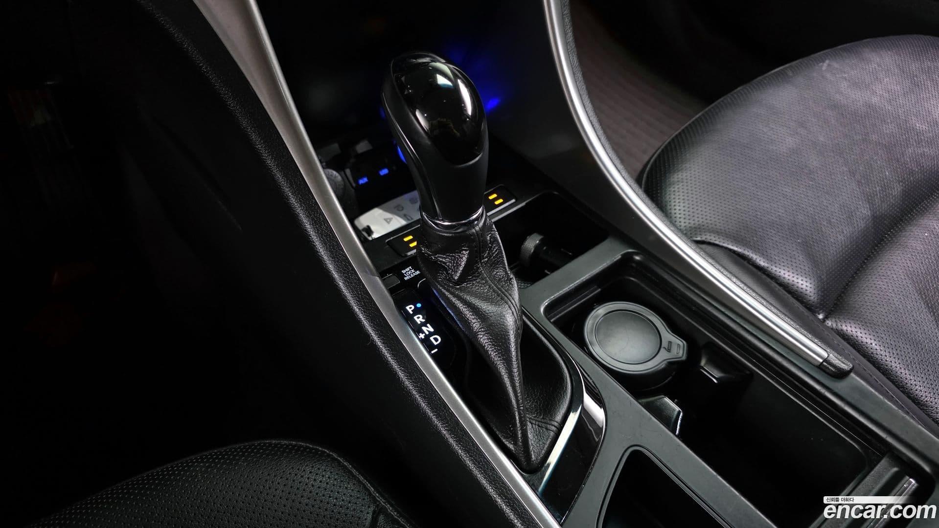 Main__Slider__Photo:Sonata Hyundai 2014.6-8