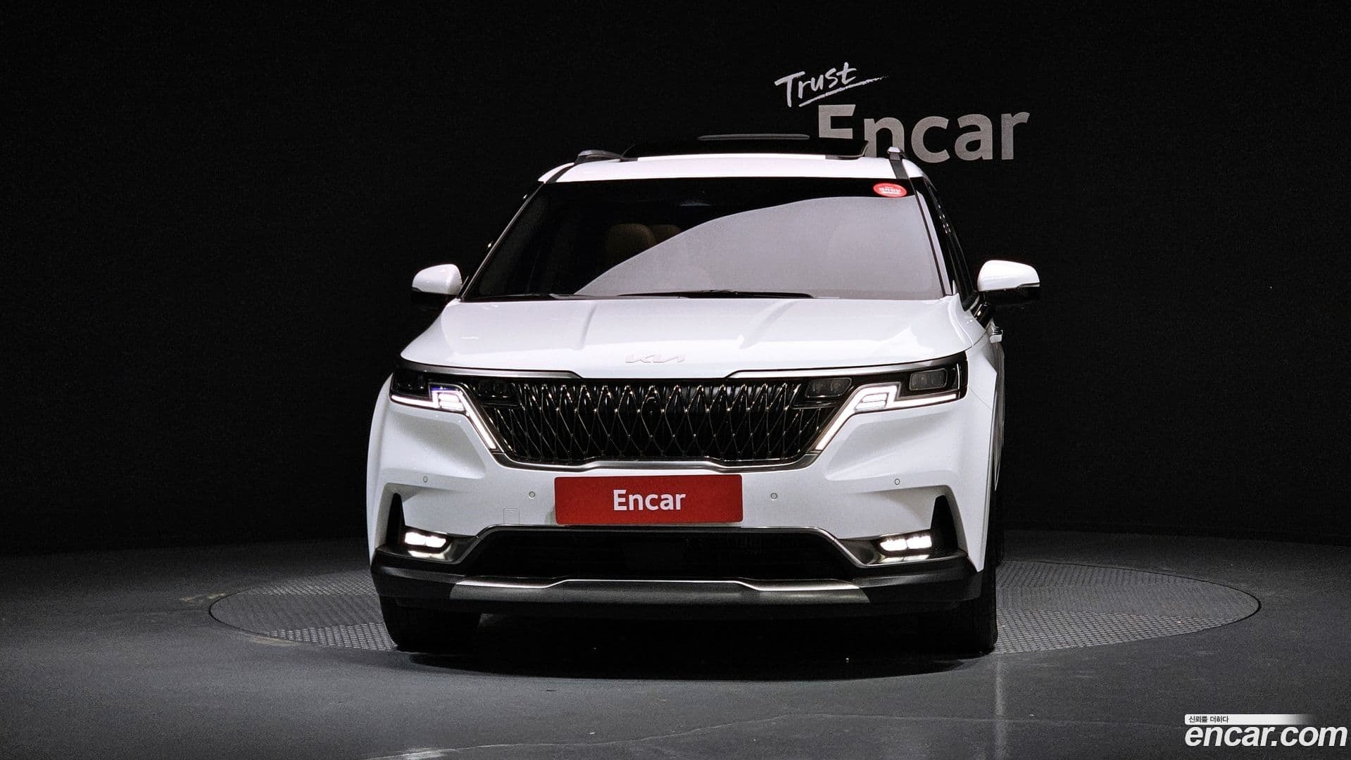 Main__Slider__Photo:Canival Kia 2023.6-2