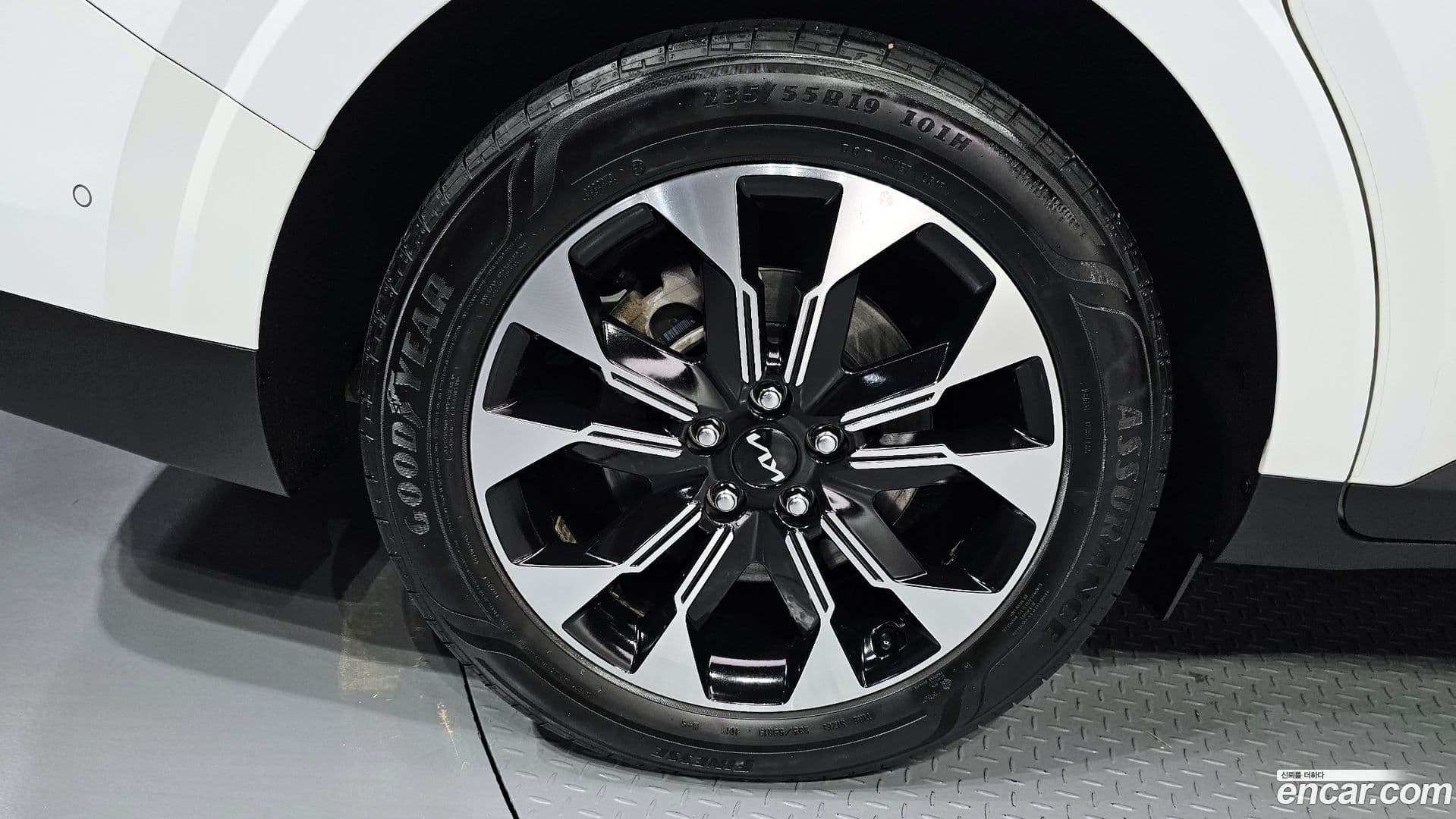 Main__Slider__Photo:Canival Kia 2023.6-4