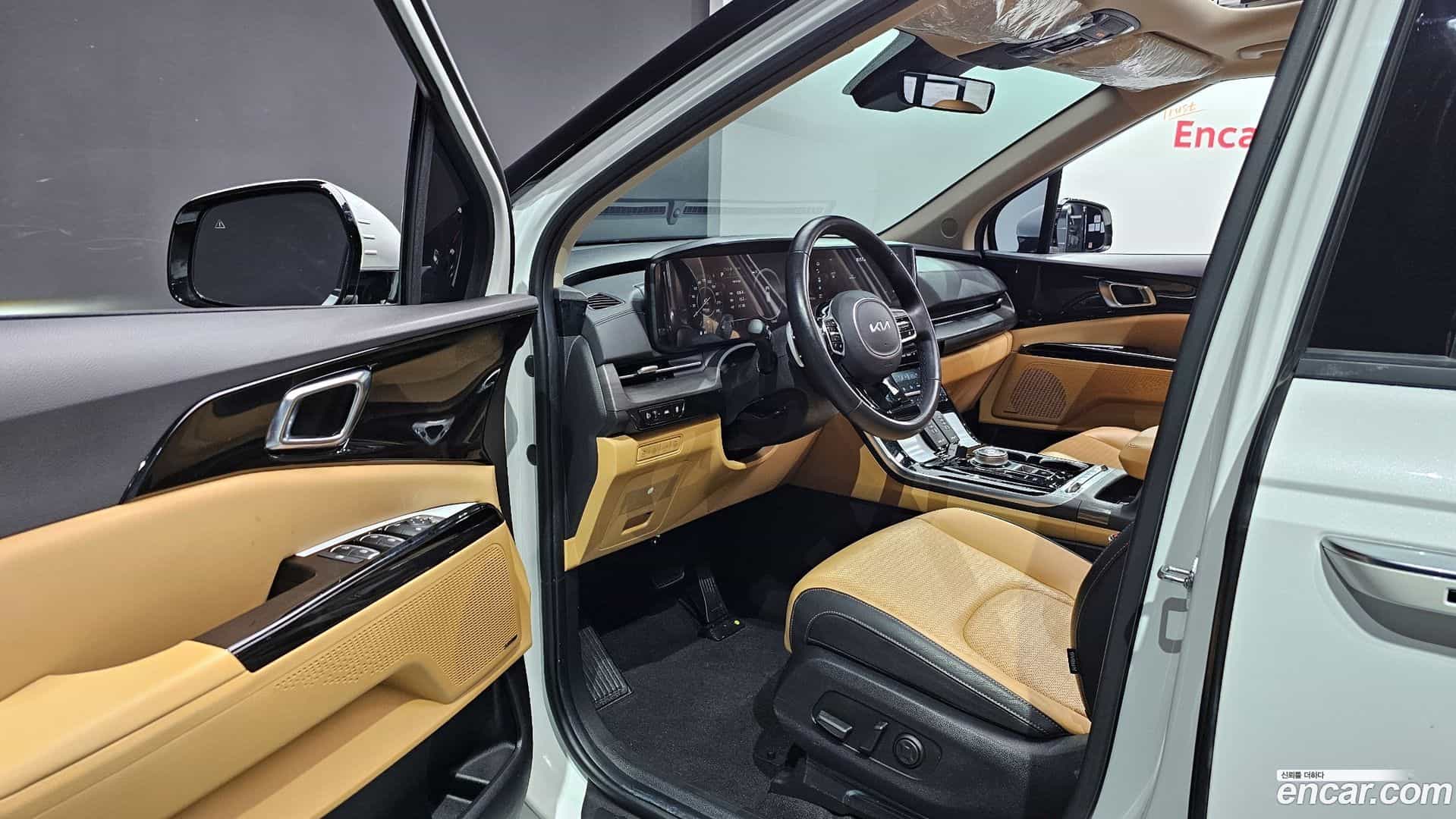 Canival Kia 2023.6-OPTION-015