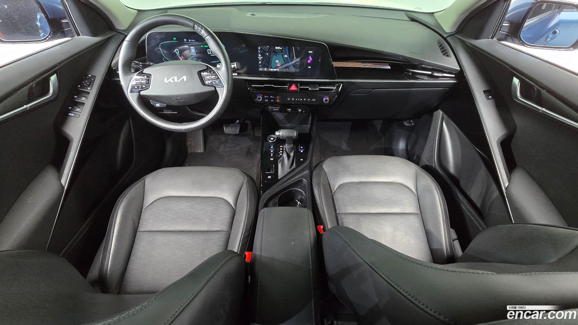 Main__Slider__Photo:Niro Kia 2022.5-6