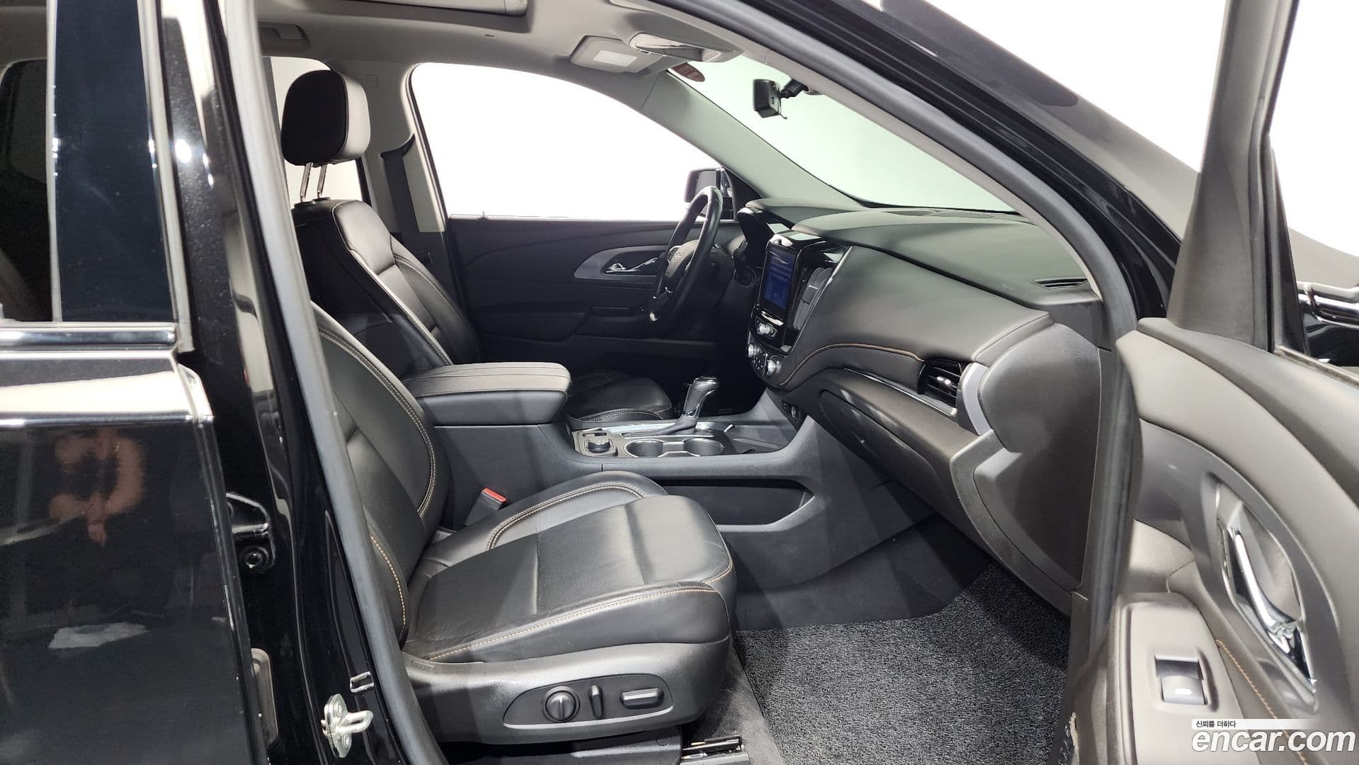 Main__Slider__Photo:Traverse ChevroletGMDaewoo 2020.4-10